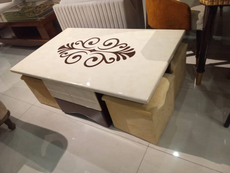 Coffee table/centre table/table 5