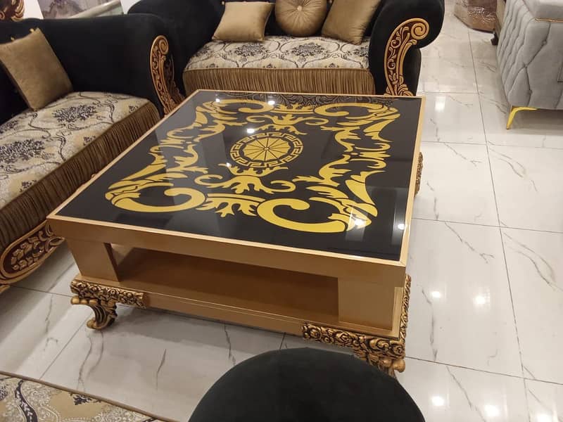 Coffee table/centre table/table 14