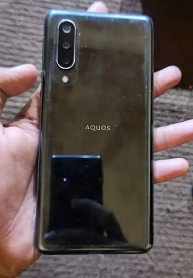 Jis Bhai k pss aqous zero 5g k panel ho mujy sy contact kry