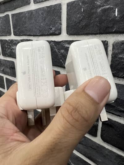 Apple 30W original Adapter (Macbook Airs All models, 15,16,17 series)