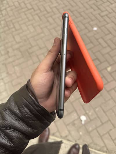 iPhone 8 plus 256gb bypass