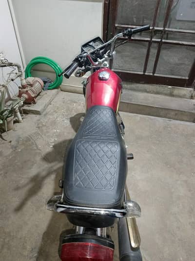 Honda CG-125 2025 Special Edition Karachi.