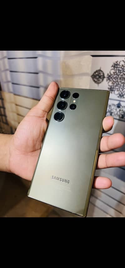 Samsung Galaxy S23 Ultra  12GB / 256GB Lash Condition