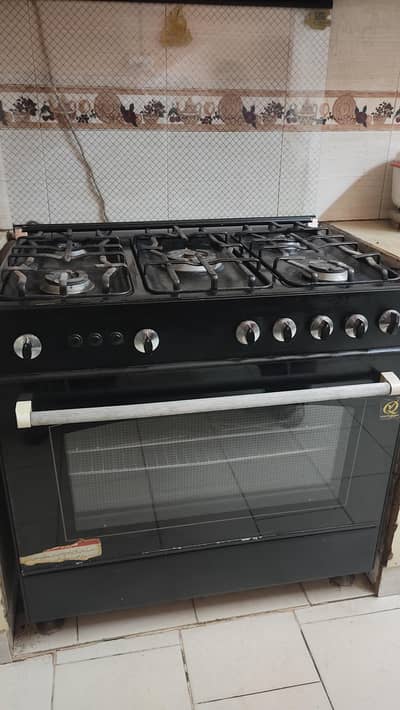 condition bilkul A1 stove with oven