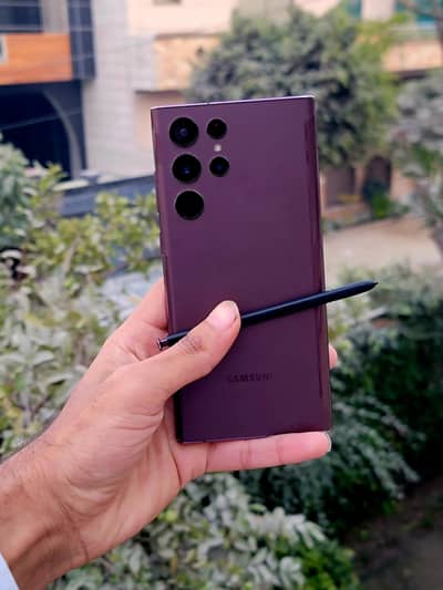 Samsung Galaxy S22 Ultra 5G(8 /128) Exellent Condition Sale & Exchange