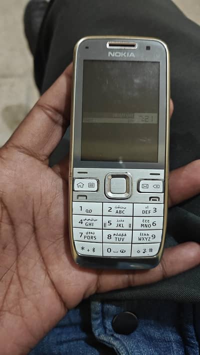 Antique Old Nokia Master piece for those who love Nokia.