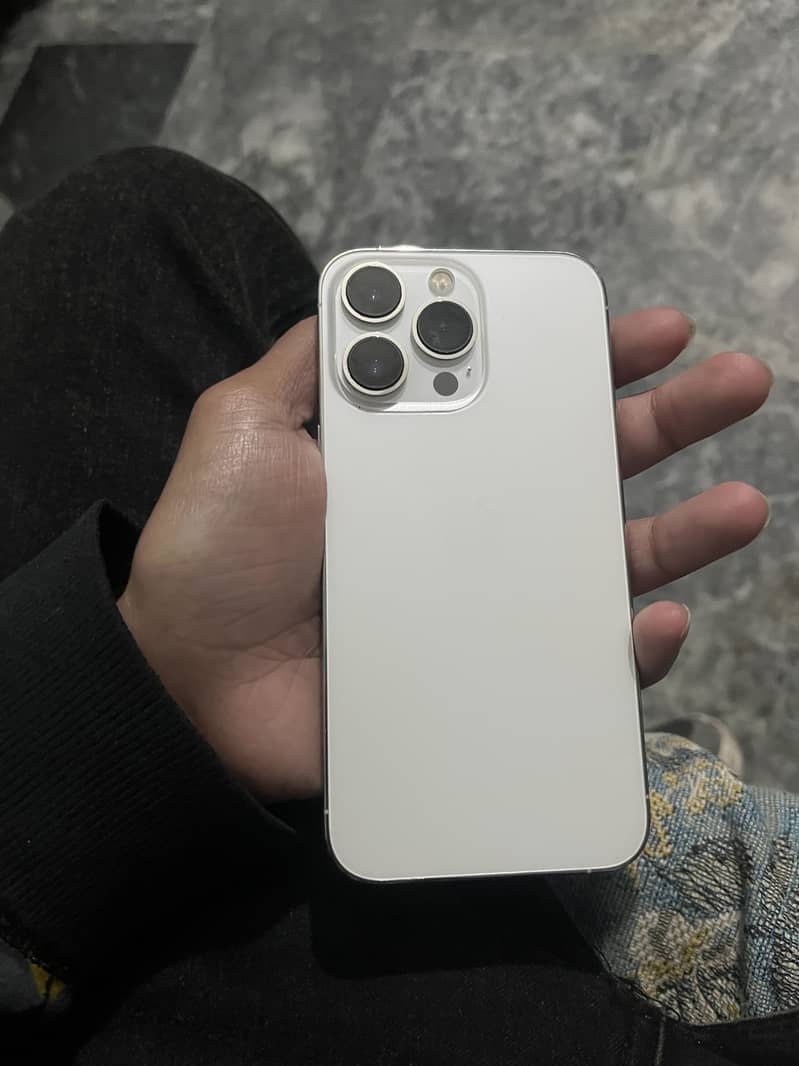 IPHONE 13 PRO 0