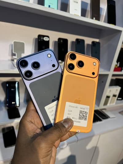 Iphone Xr 64Gb Convert to iphone 17 pro ( 85 Plus  Health) 10/10