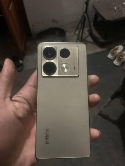 Infinix note 40 12/256 gb