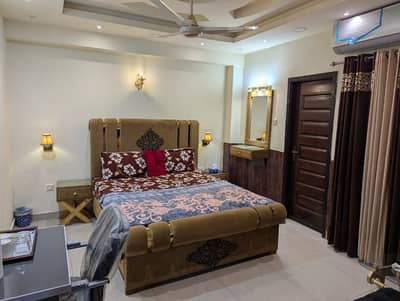 Studio , one bed or two bedroom Apartment Available on Daily , Weekly Bases