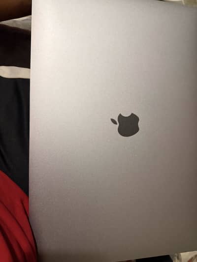 MacBook Pro 2018 | i7 | 03704126148
