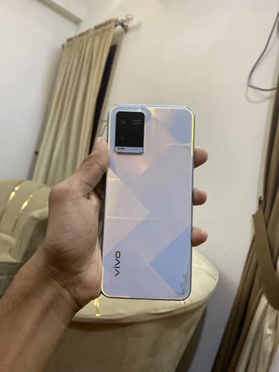 Vivo y21 10/8 condition dual pta approved