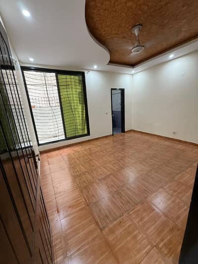 05 MARLA RENOVATED HOUSE FOR RENT FAMILY + SILENT OFFICE IN JOHAR TOWN LAHORE