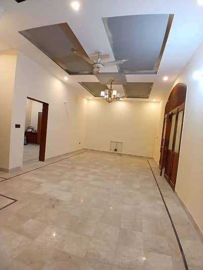 10 MARLA LOWER RENOVATED PORTION WITH GARAGE FOR RENT IN JOHAR TOWN LAHORE