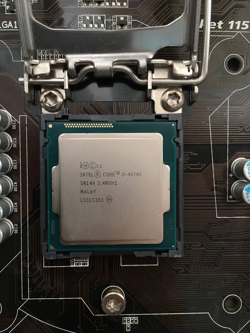 intel core i5 4670k processor overclocking use 4.8Ghz 0