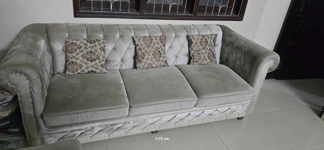 7 seater sofa set good condition slighly used