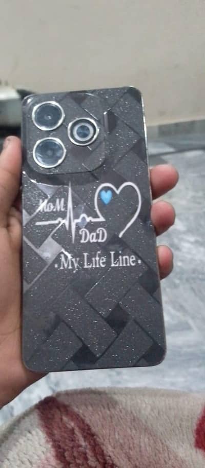 infix hot 40i 4 gp ram 128 gp