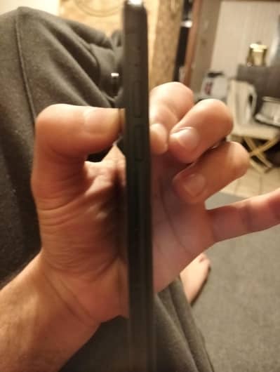 iphone xr black colour look like new