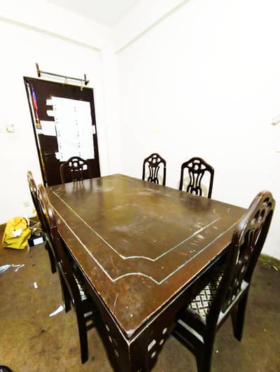 Dining Table + 6 Chairs for Sale