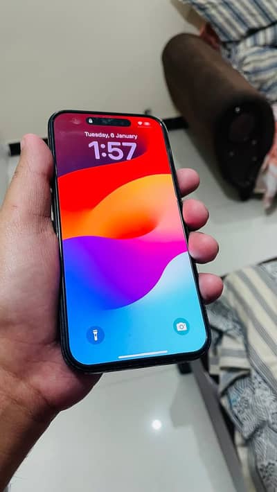 Iphone 15 - Mint Condition 10/10