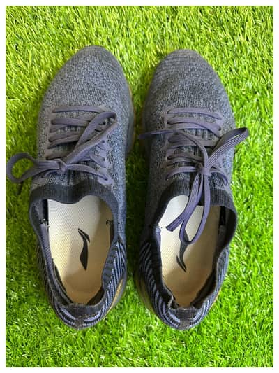 Mens And Womens Shoes