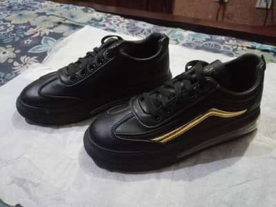 casual shoes for women new