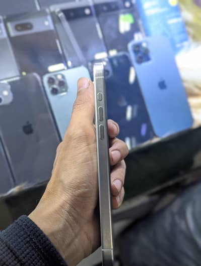 iphone 15promax approved 256gb