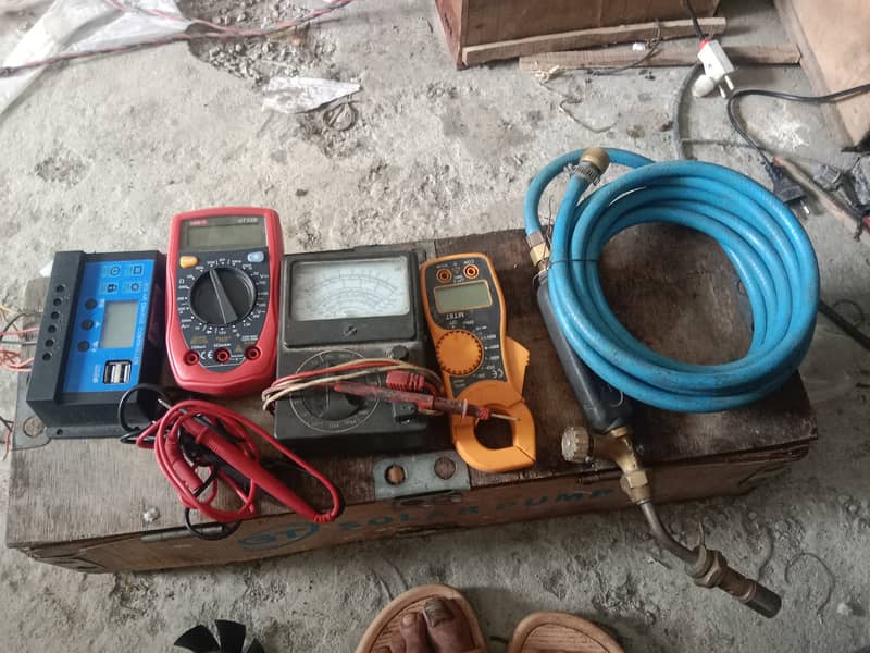 Technical working tools 13