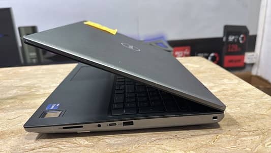 Dell Precision 7670 Workstation | i9 12th Gen | 32/1TB | 16GB Graphics