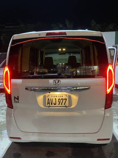 Honda Nbox 2022-2024 Pearl white
