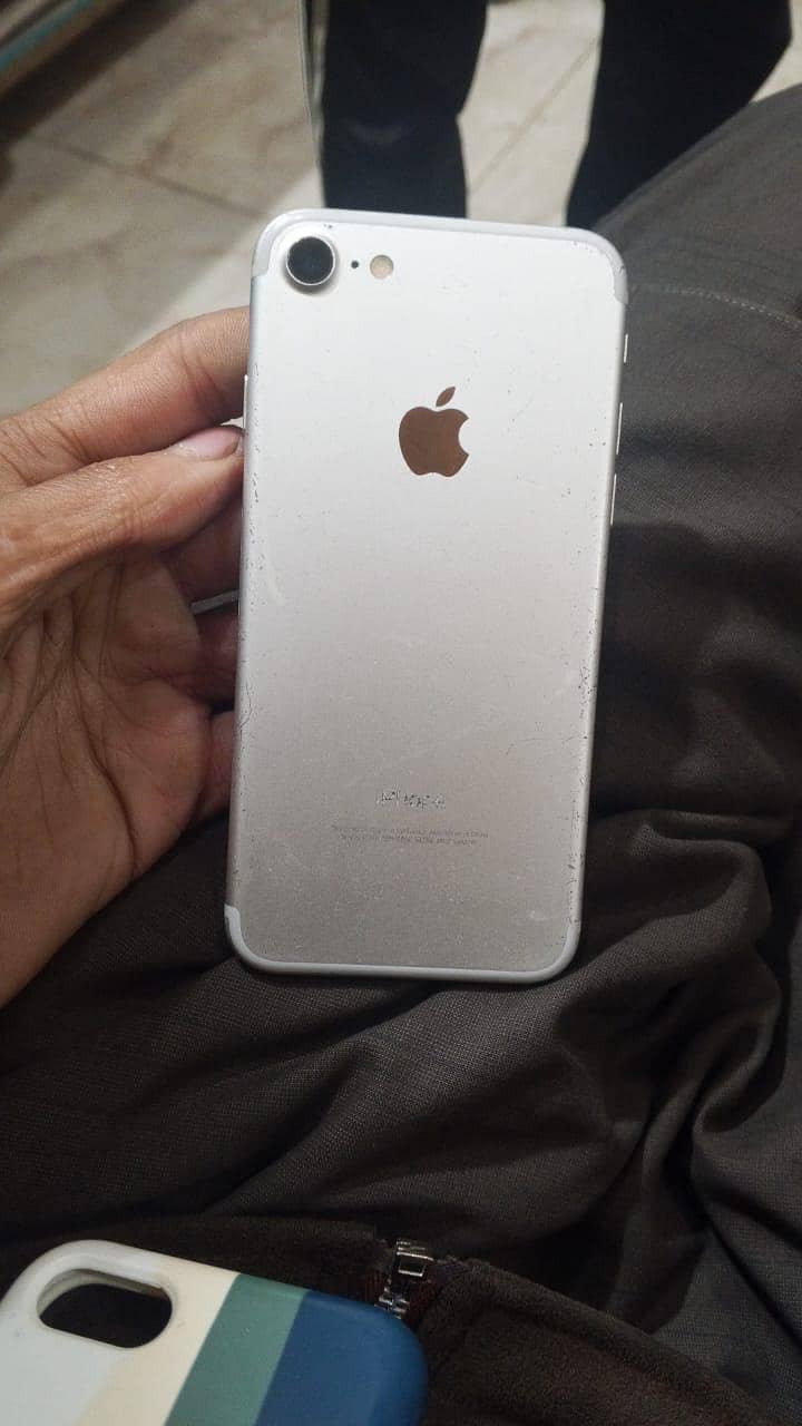 IPHONE 7 0