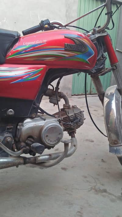 United bike 2018 model Rs. 32000