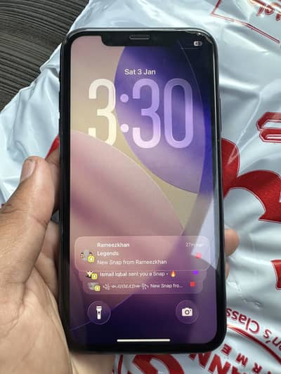 iPhone 11, non-pta, battery health 78%, waterpack, condition 10/10