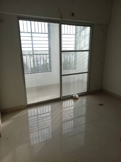 Bisma Green, 3 bed rooms, drawing room & lounge