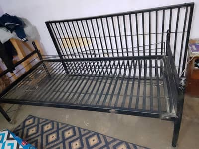 2 high quality single iron beds