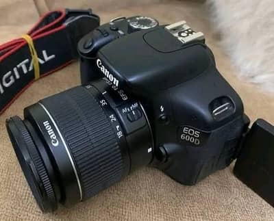 Canon 600D Dslr Camera