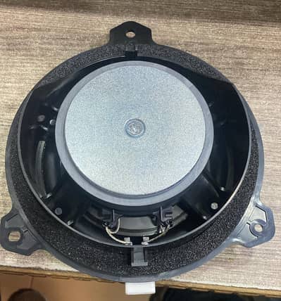 Car speakers Toyota Corolla grandy front and back original