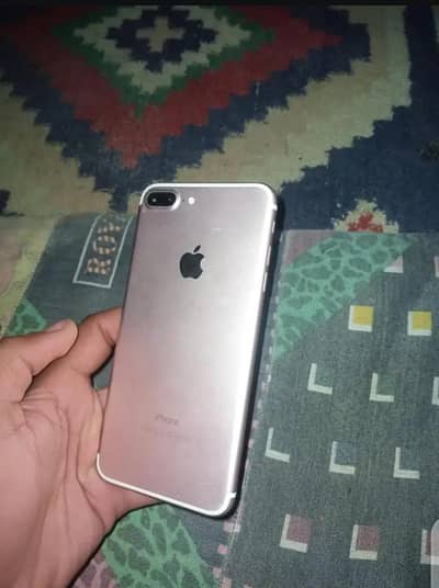 I phone 7 plus all ok serf  touch Crick he working sahe kar raha he