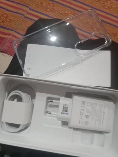 vivo y400 only box open full warranty 8 256