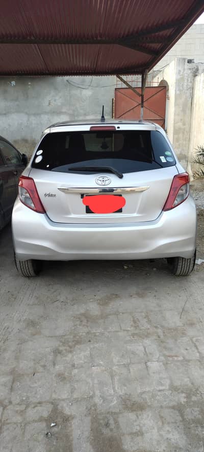 Toyota Vitz 2013