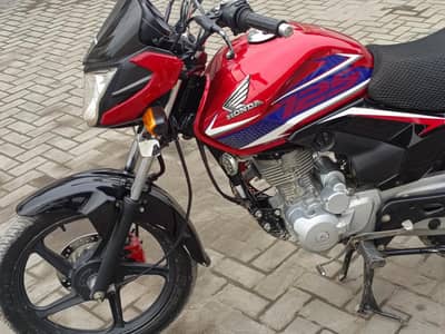 Honda CB 125 F 2023 model