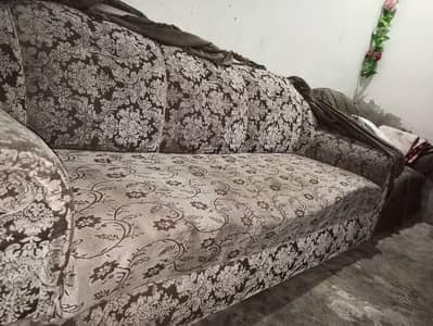 5 seater Sofa set