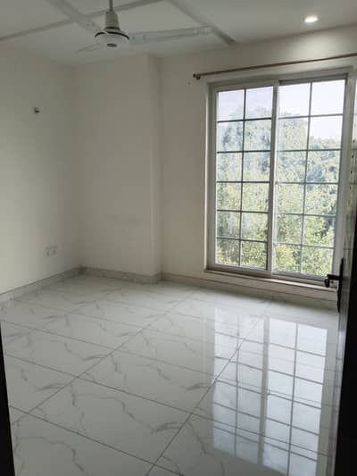 1 BHK FOR RENT NEAR GADDAFI STADIUM GULBERG