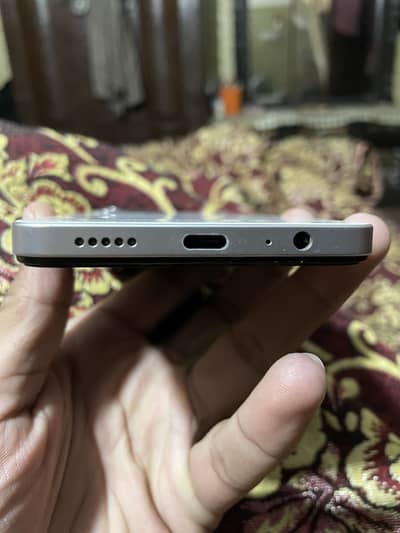 Vivo y19s for sale box and charger available