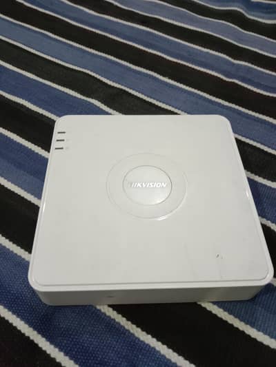 Hikvision 4 Camera DVR with 500Gb Hard Disk