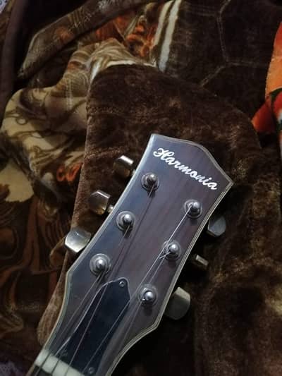 SEMI ACOUSTIC JUMBO GUITAR