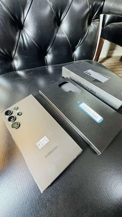 S24 Ultra 12Gb/512Gb complete Box. Approved