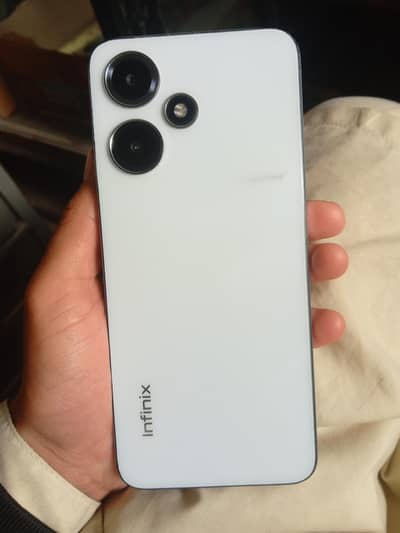 Infinix Hot 30 Play