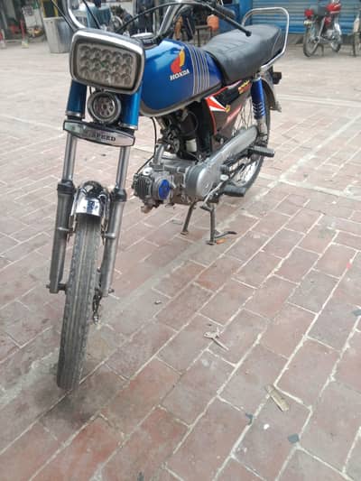 hi speed motorcycle 2012  kohat number  location Miri colony banu road