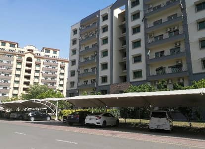 Spacious Flat Is Available For sale In Ideal Location Of Askari 11